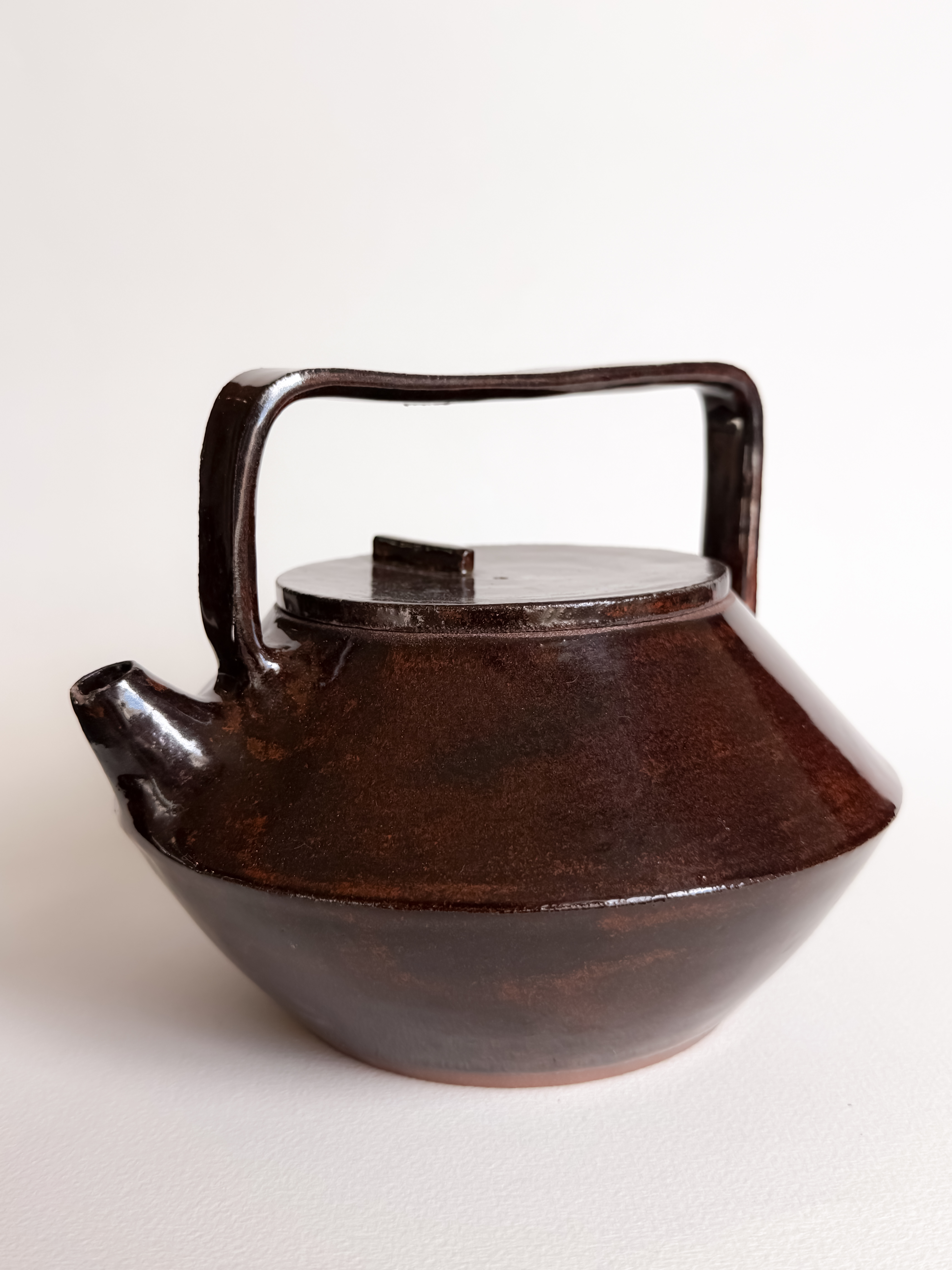 Teapot overhead view